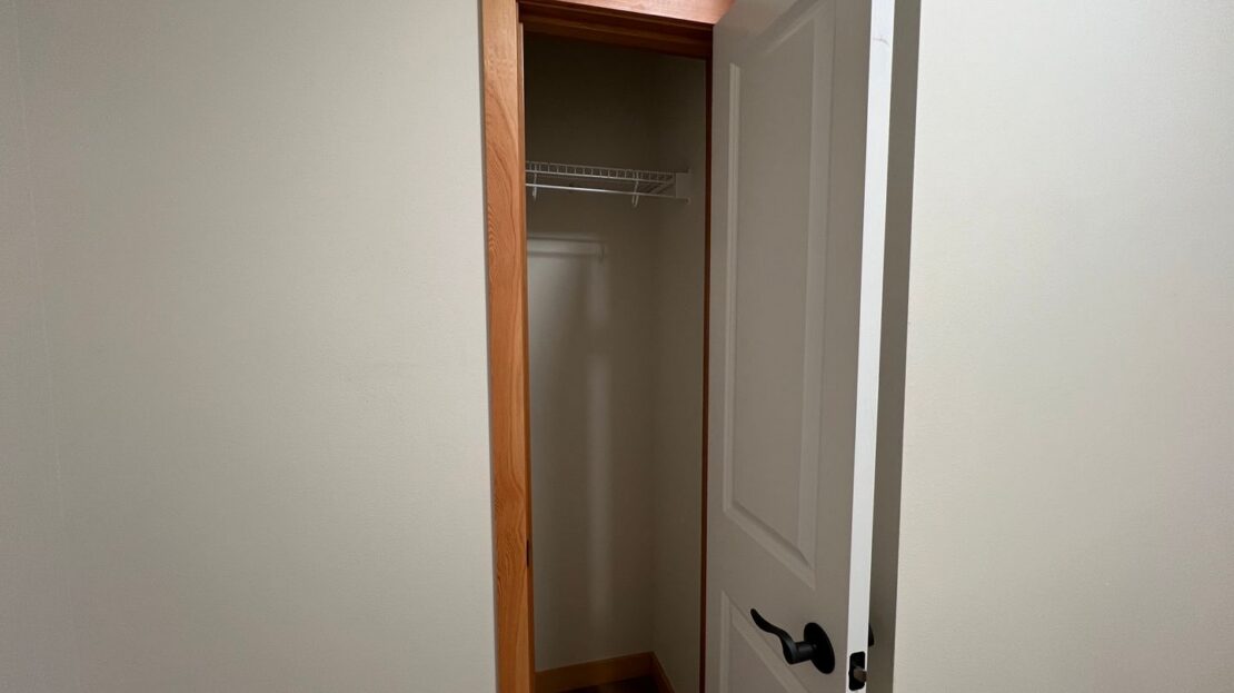 1130 13th Street - Bellingham - Washington - 1 bed, 1.5 bath rental property