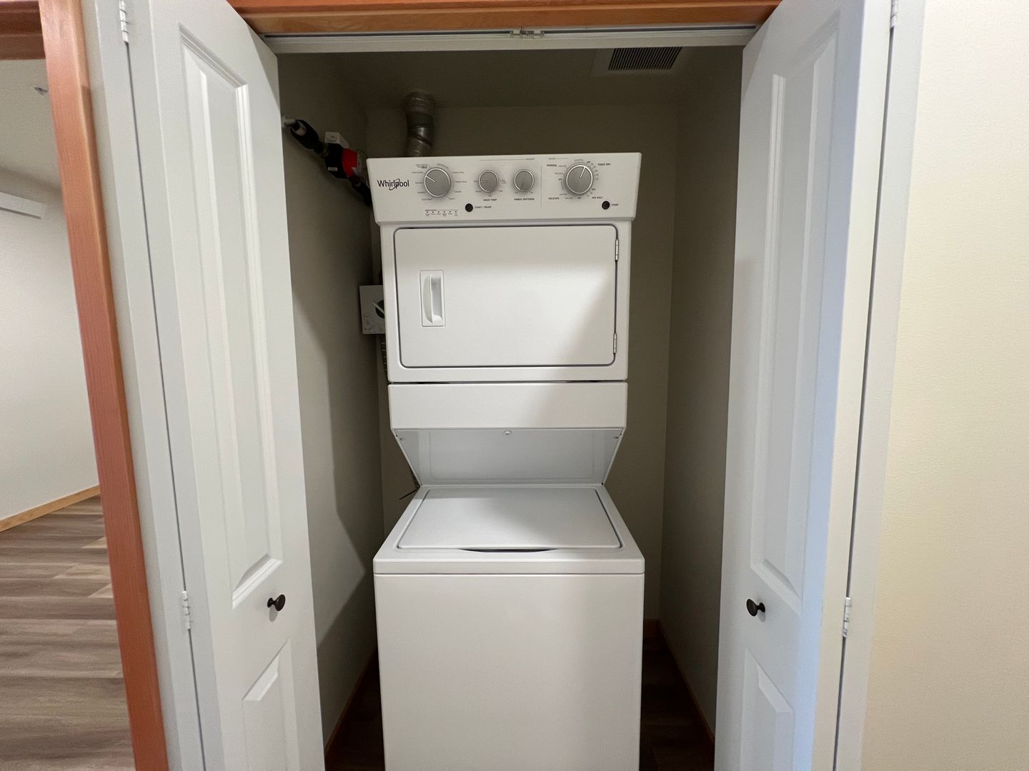 1130 13th Street - Bellingham - Washington - 1 bed, 1.5 bath rental property