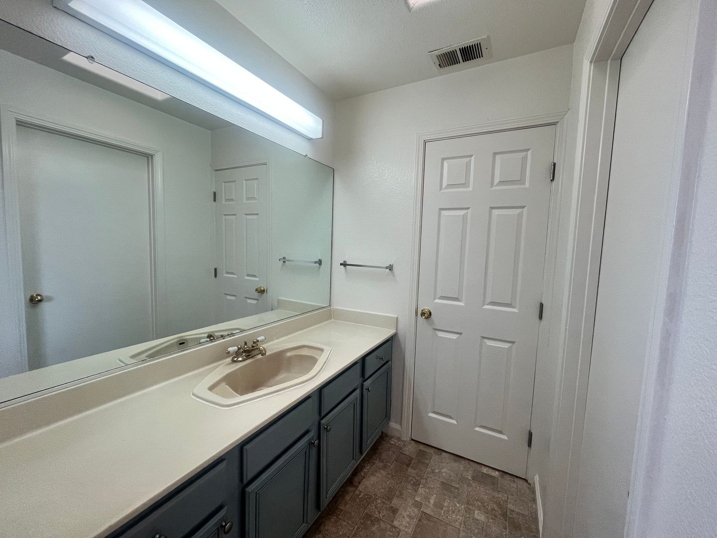 1136 Phelan Way - San Jose - California - 3 bed, 2.5 bath rental property