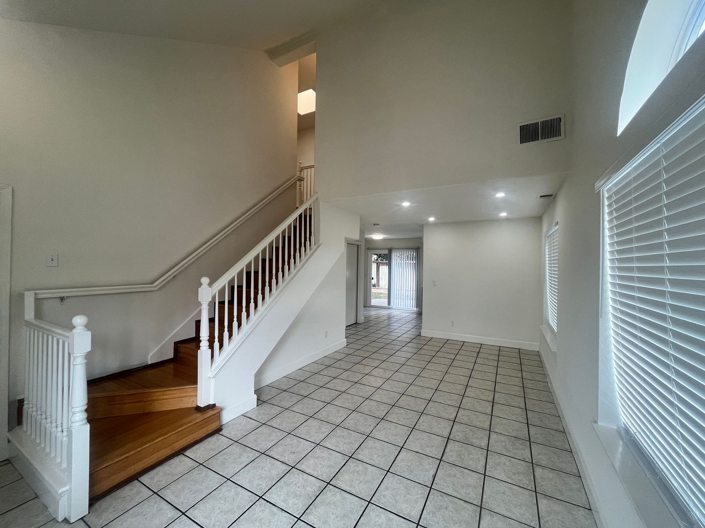 1136 Phelan Way - San Jose - California - 3 bed, 2.5 bath rental property