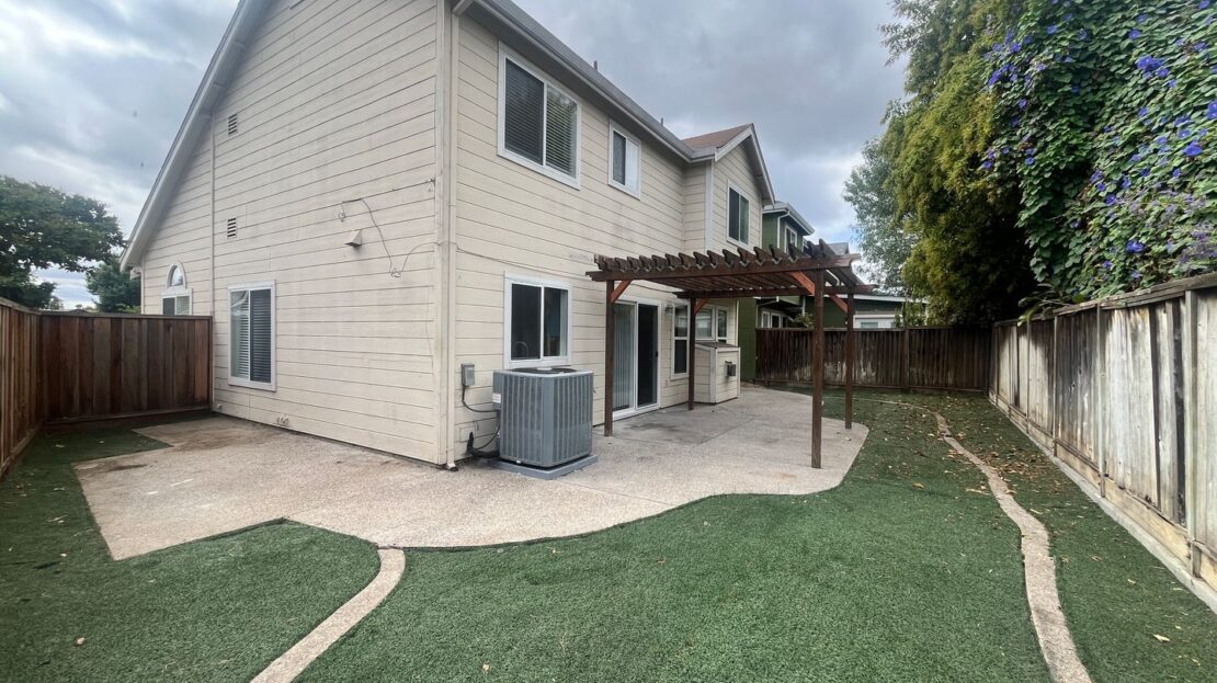 1136 Phelan Way - San Jose - California - 3 bed, 2.5 bath rental property
