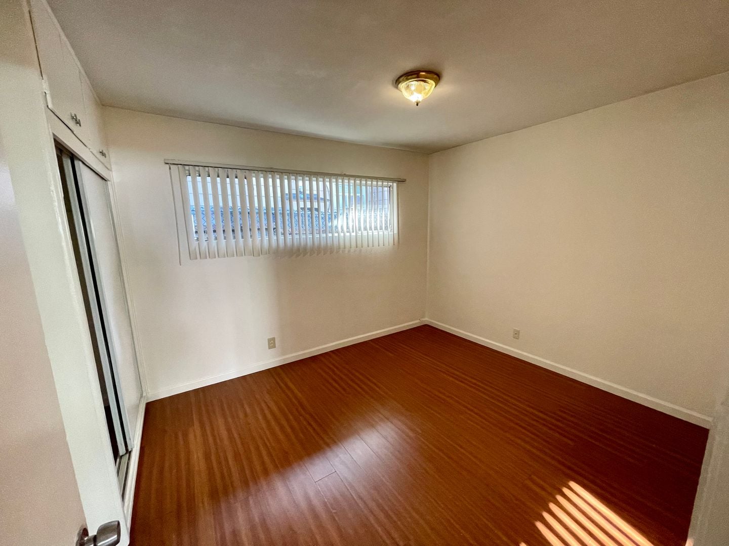 114-118 W 1st Ave - La Habra - California - 1 bed, 1 bath rental property