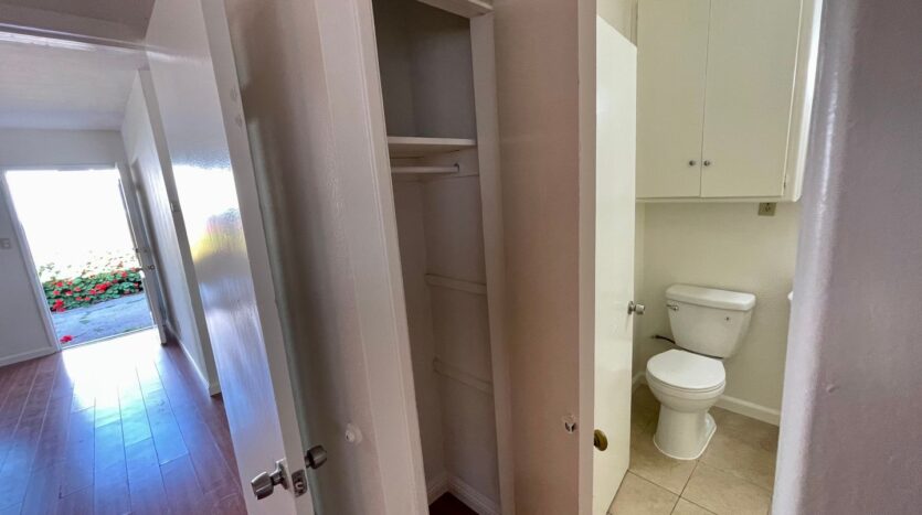 114-118 W 1st Ave - La Habra - California - 1 bed, 1 bath rental property