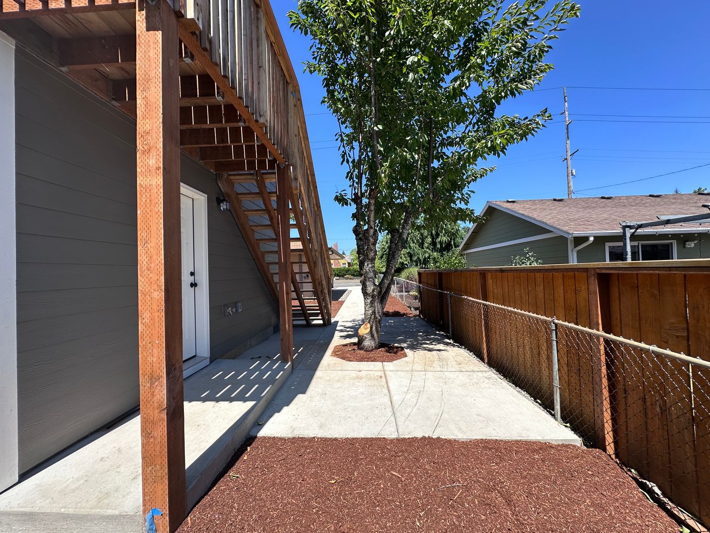 11404 SE Holgate Blvd - B - Portland - Oregon - 2 bed, 1 bath rental property