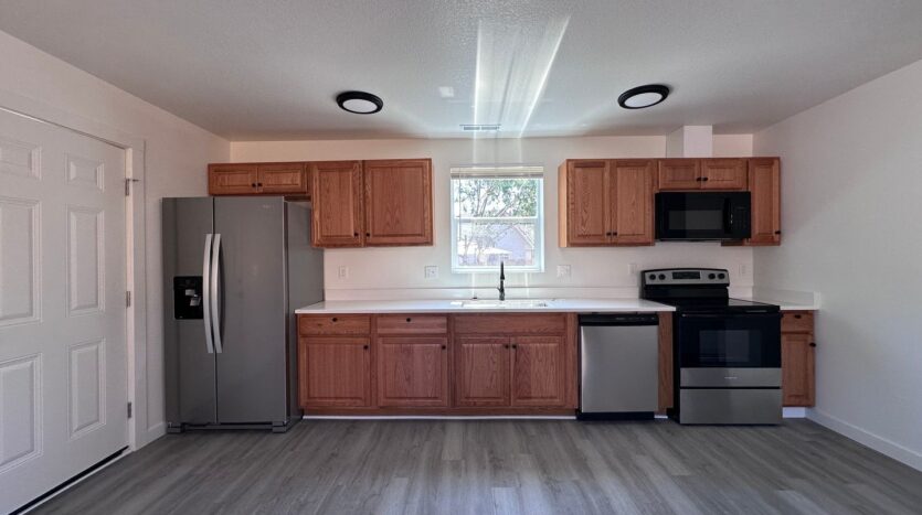 11404 SE Holgate Blvd - B - Portland - Oregon - 2 bed, 1 bath rental property