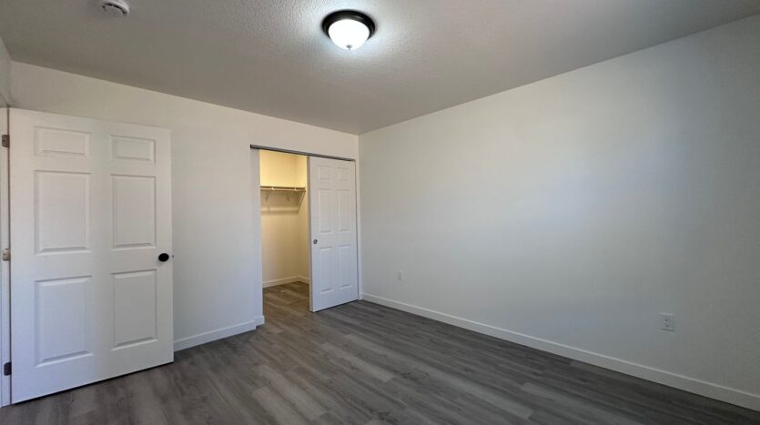 11404 SE Holgate Blvd - B - Portland - Oregon - 2 bed, 1 bath rental property