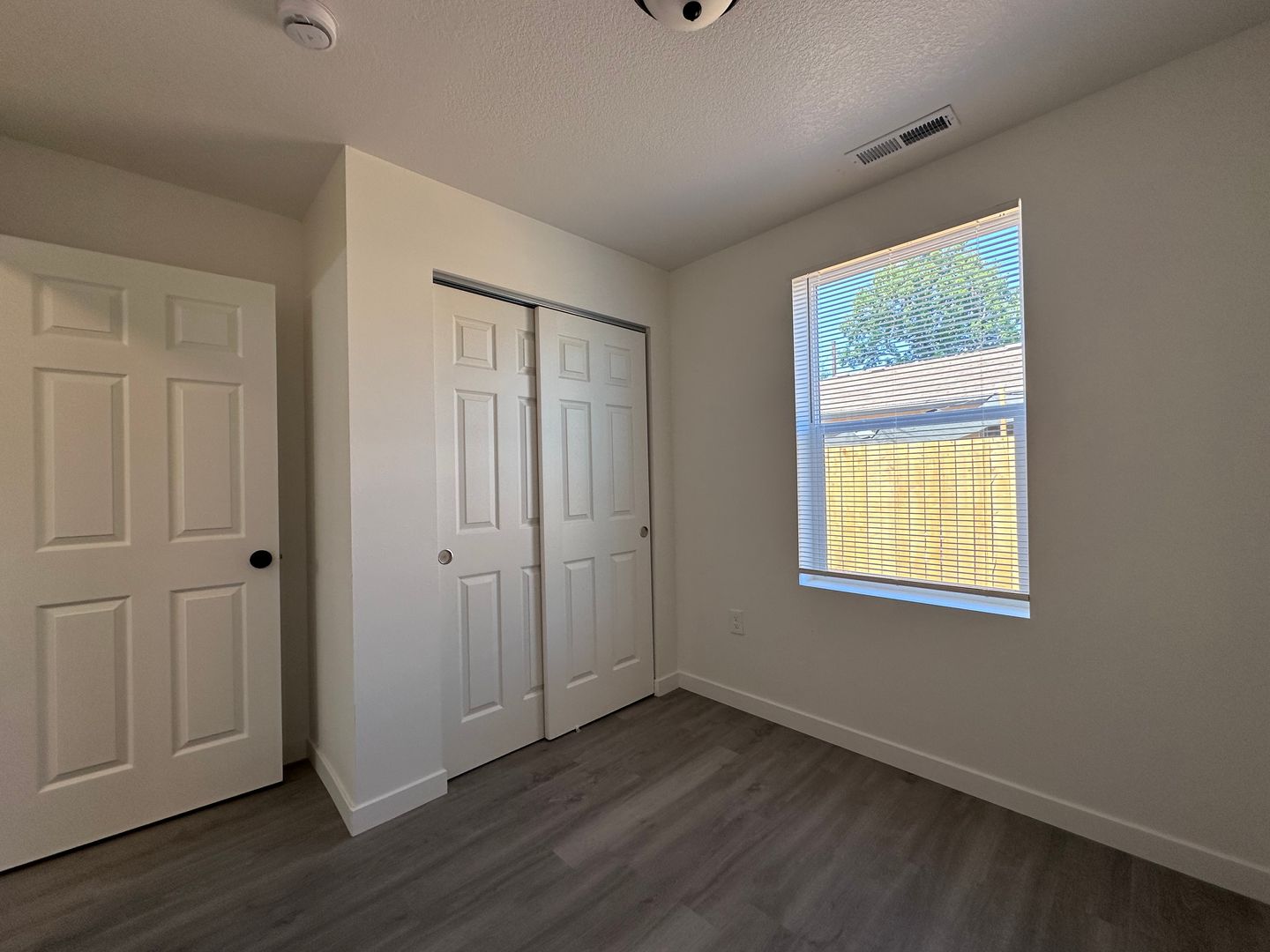 11404 SE Holgate Blvd - C - Portland - Oregon - 2 bed, 1 bath rental property