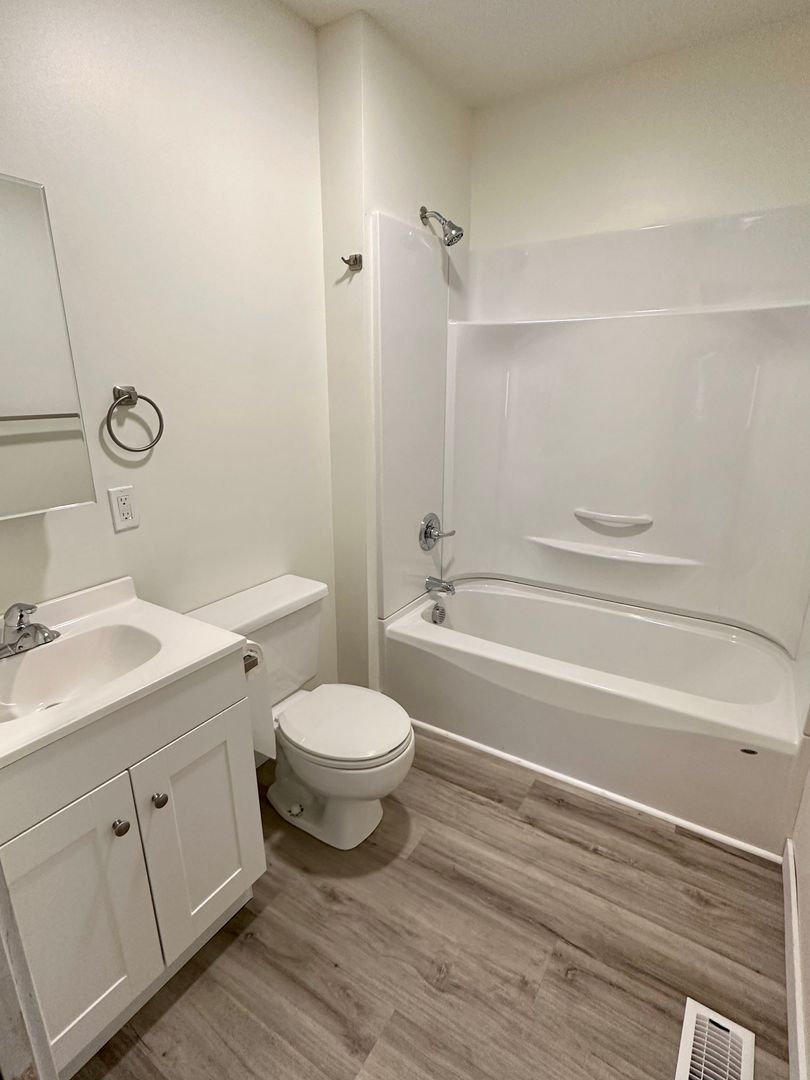 1142 Ellis St. - Bellingham - Washington - 2 bed, 1 bath rental property