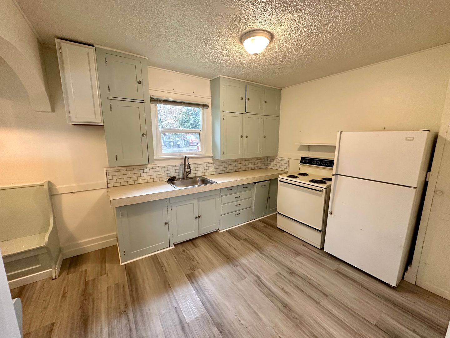 1142 Ellis St. - Bellingham - Washington - 2 bed, 1 bath rental property