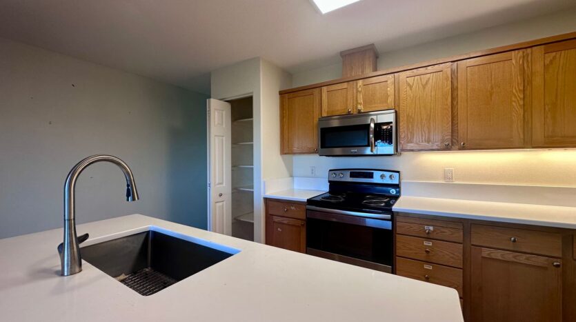 11732 SE Lexington St.   - Portland - Oregon - 3 bed, 2 bath rental property
