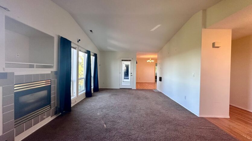 11732 SE Lexington St.   - Portland - Oregon - 3 bed, 2 bath rental property