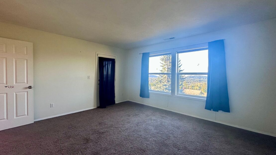 11732 SE Lexington St.   - Portland - Oregon - 3 bed, 2 bath rental property