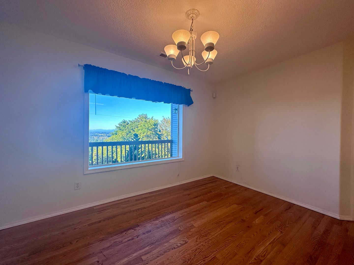 11732 SE Lexington St.   - Portland - Oregon - 3 bed, 2 bath rental property