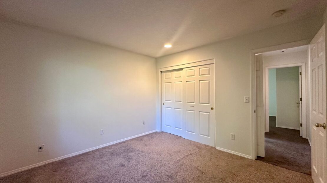 11732 SE Lexington St.   - Portland - Oregon - 3 bed, 2 bath rental property