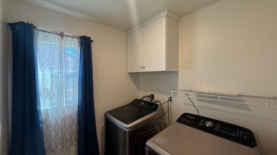 11799 Fresh Meadow Pl. - Victorville - California - 5 bed, 3 bath rental property