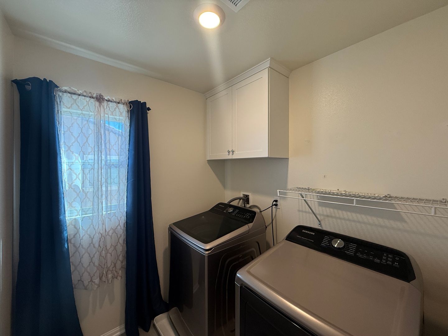 11799 Fresh Meadow Pl. - Victorville - California - 5 bed, 3 bath rental property