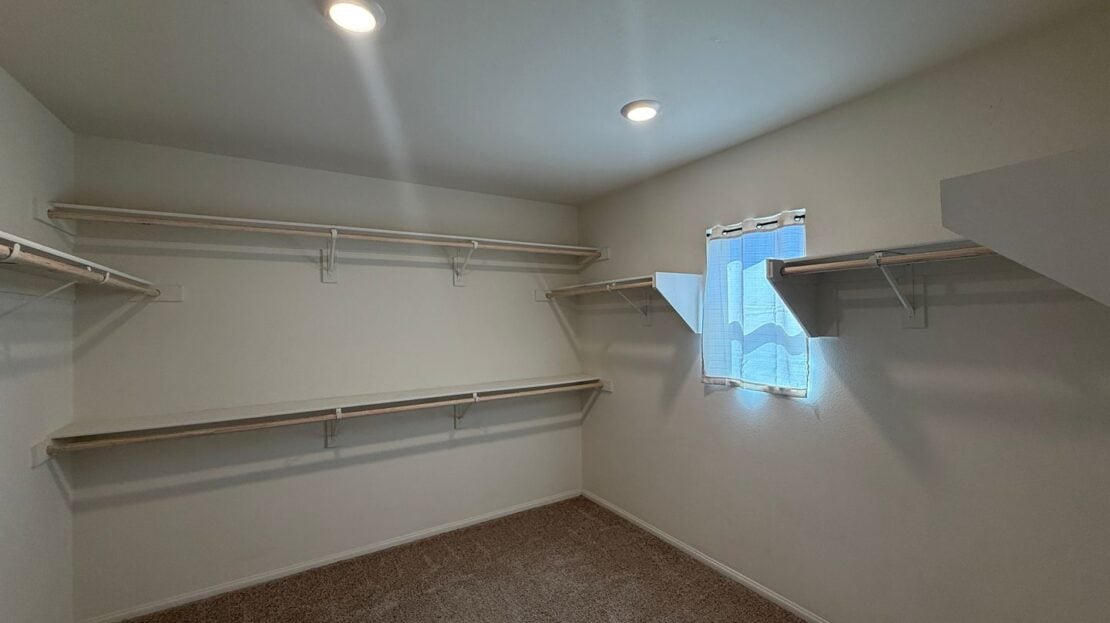 11799 Fresh Meadow Pl. - Victorville - California - 5 bed, 3 bath rental property