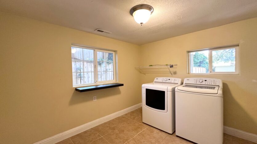11830 NW Thompson Rd.  - Portland - Oregon - 3 bed, 2 bath rental property