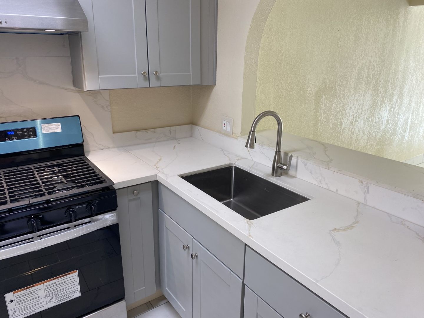 1200 Dana Drive - Unit 10 - Fairfield - California - 2 bed, 1.5 bath rental property