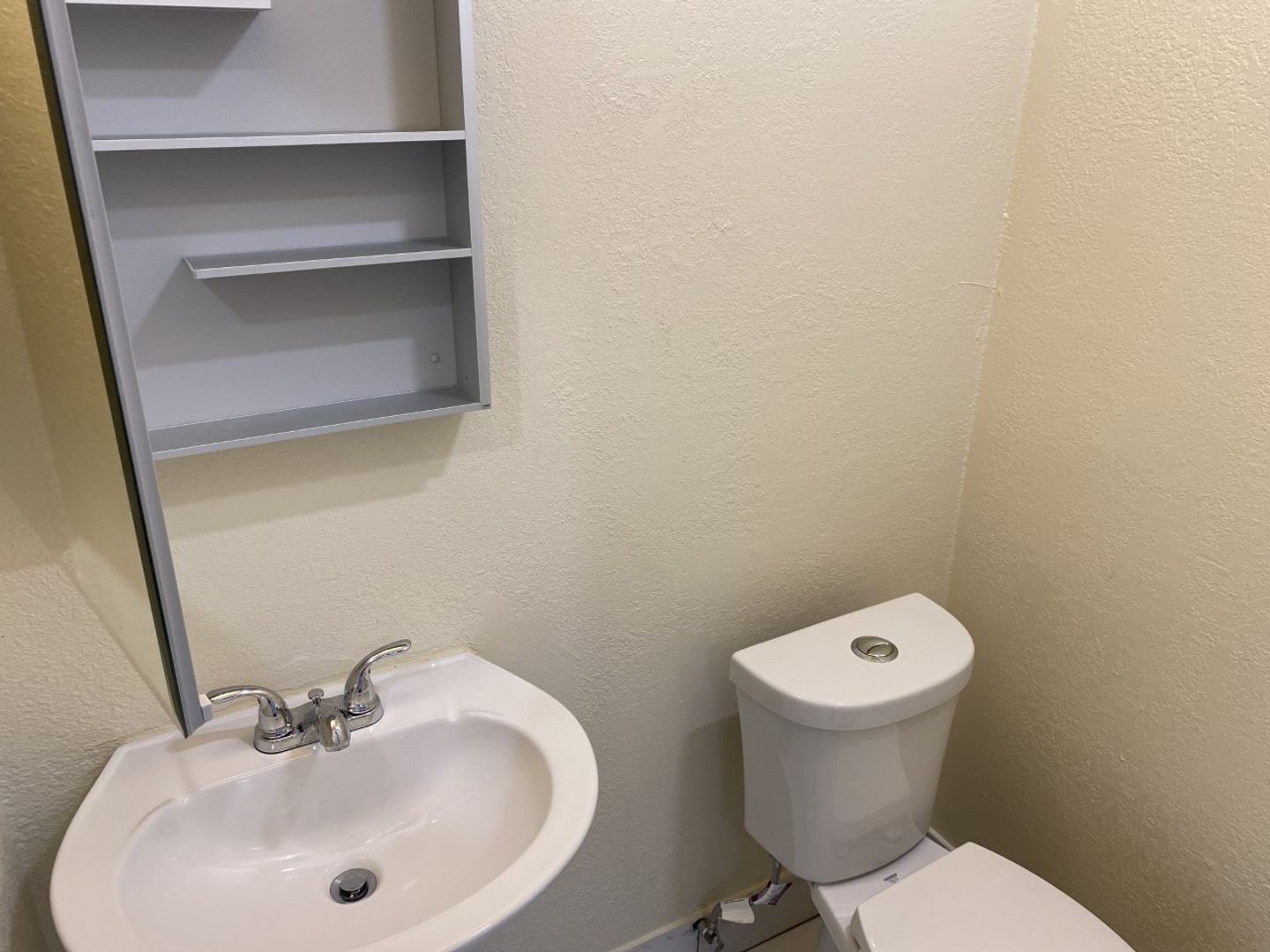 1200 Dana Drive - Unit 10 - Fairfield - California - 2 bed, 1.5 bath rental property