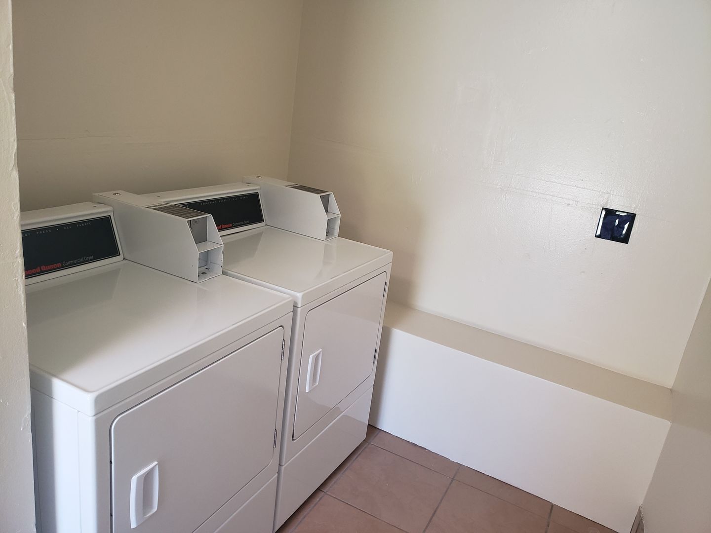 1206 Dana Drive - Unit 2 - Fairfield - California - 2 bed, 1.5 bath rental property