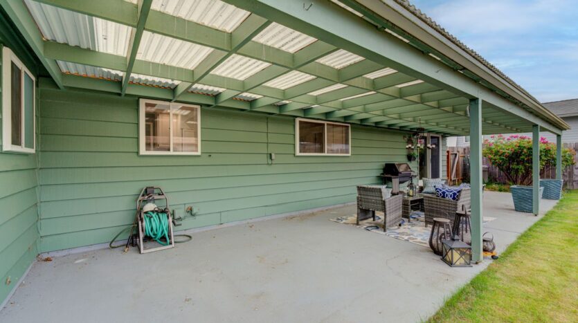 12216 SE 165th St - Renton - Washington - 4 bed, 2.5 bath rental property