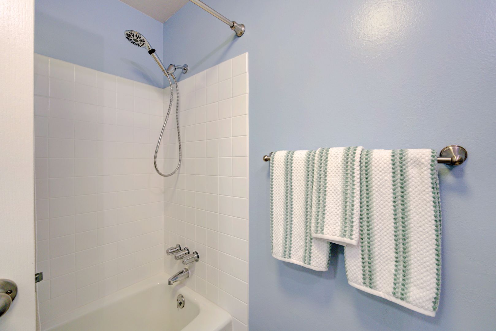 12216 SE 165th St - Renton - Washington - 4 bed, 2.5 bath rental property