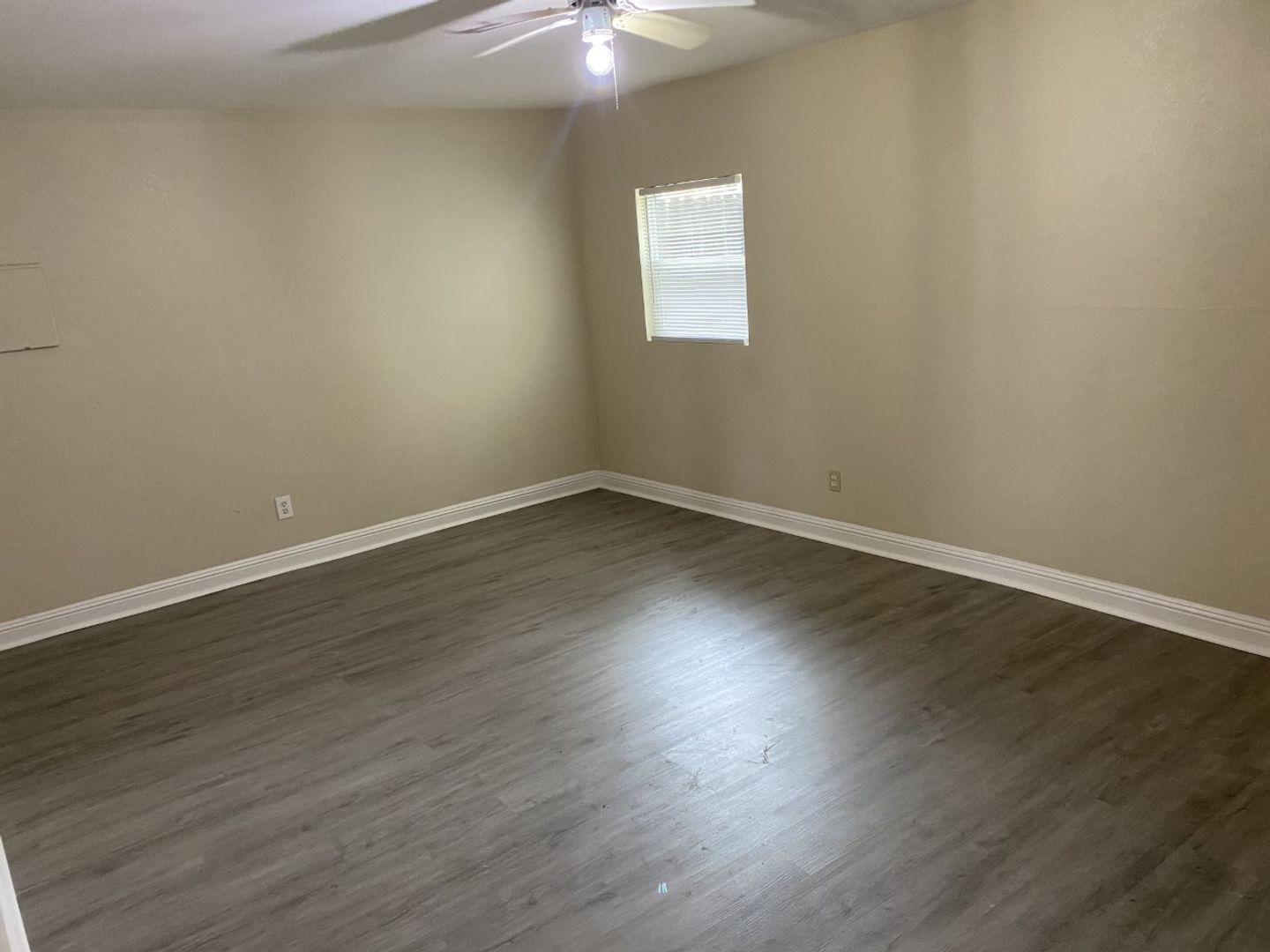 1222-A York Street - Vallejo - California - 2 bed, 1 bath rental property