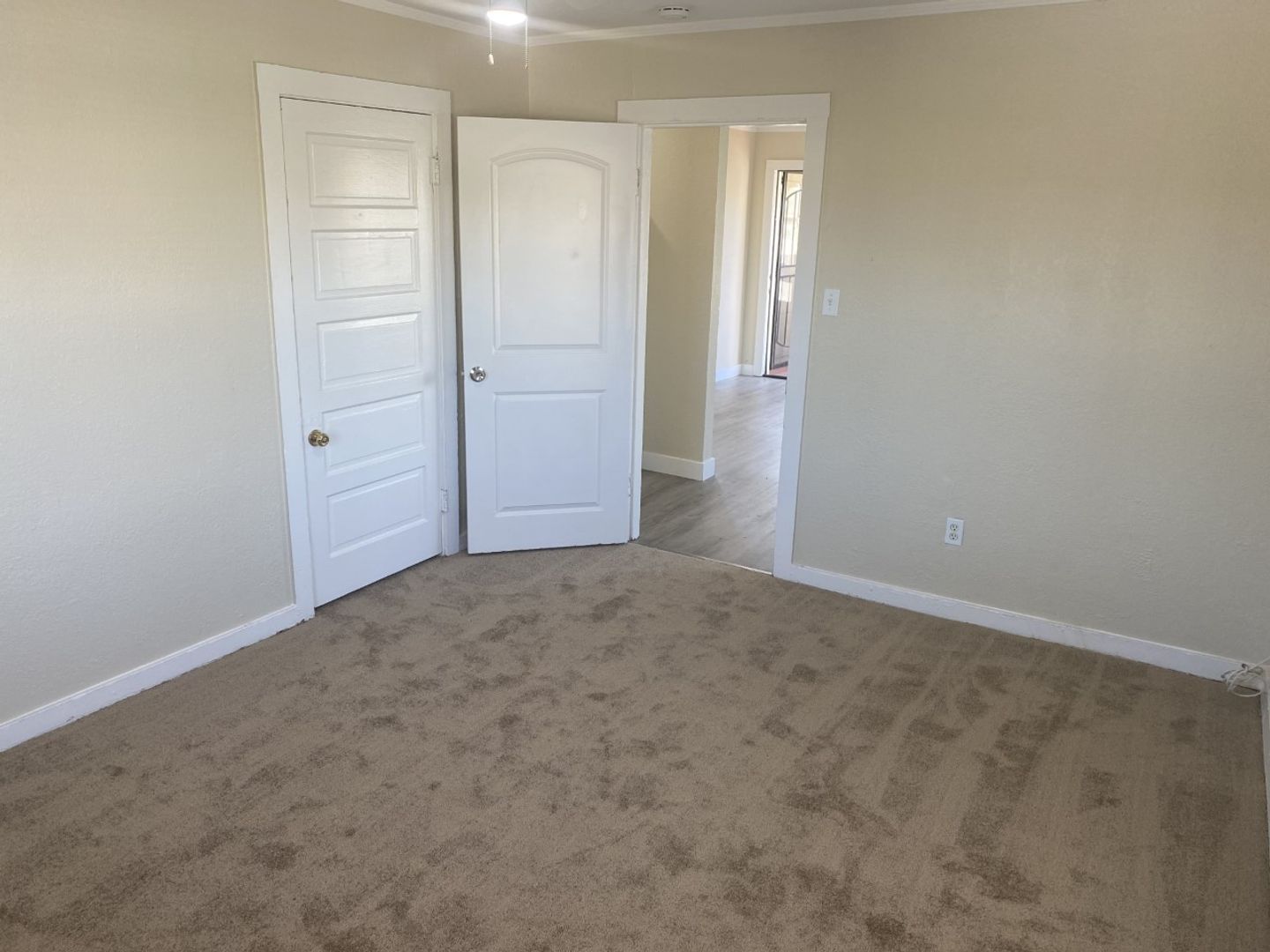1222-B York Street - Vallejo - California - 2 bed, 1 bath rental property