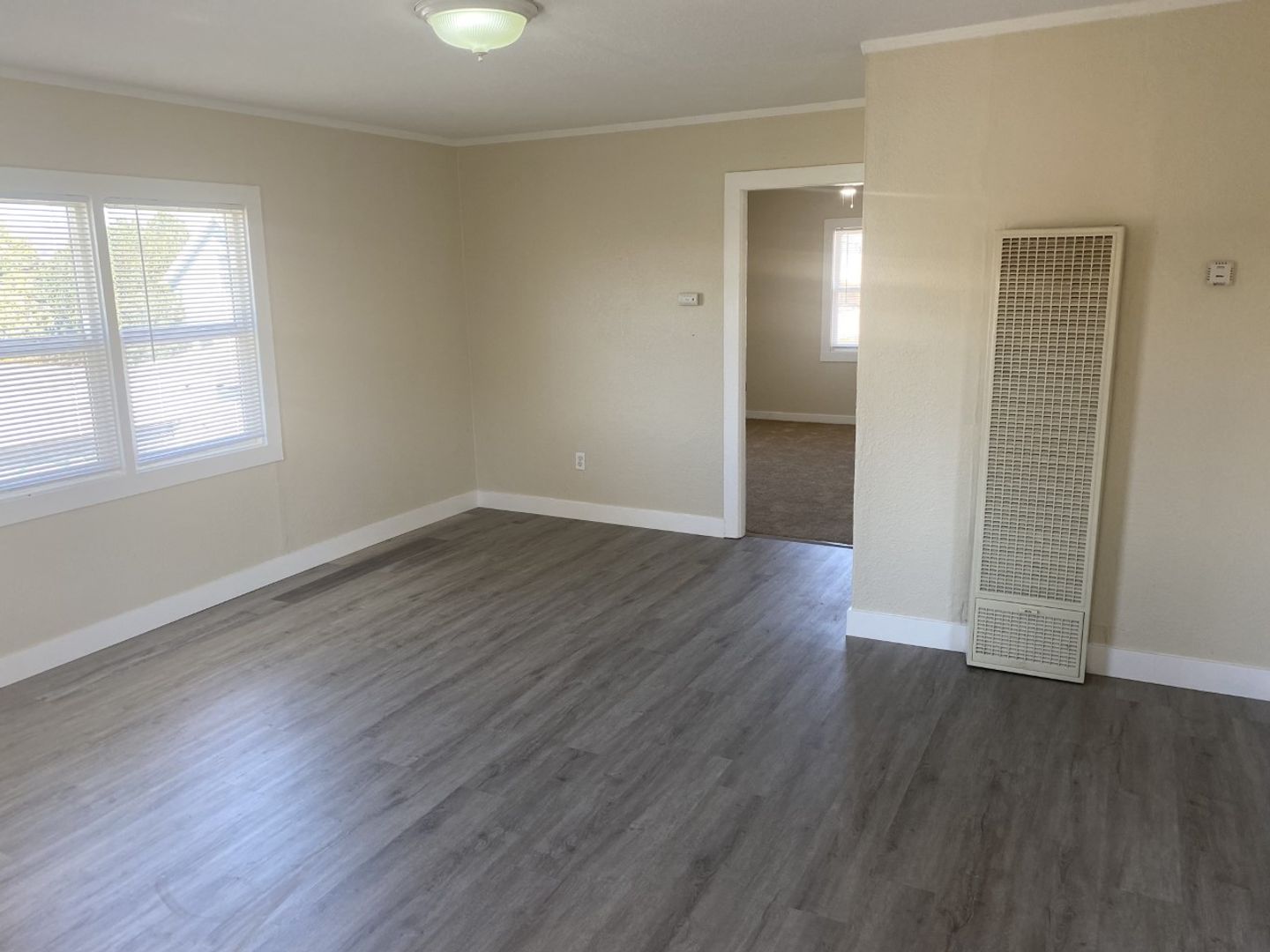 1222-B York Street - Vallejo - California - 2 bed, 1 bath rental property