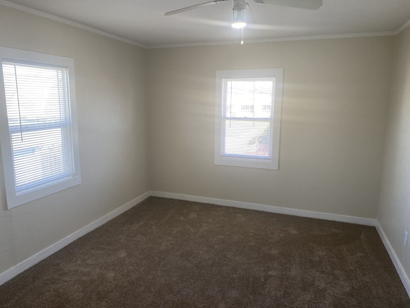 1222-B York Street - Vallejo - California - 2 bed, 1 bath rental property