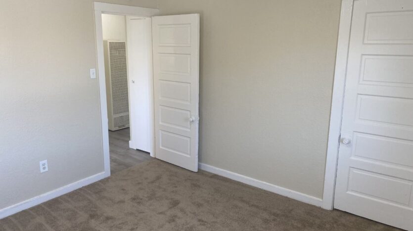 1222-B York Street - Vallejo - California - 2 bed, 1 bath rental property