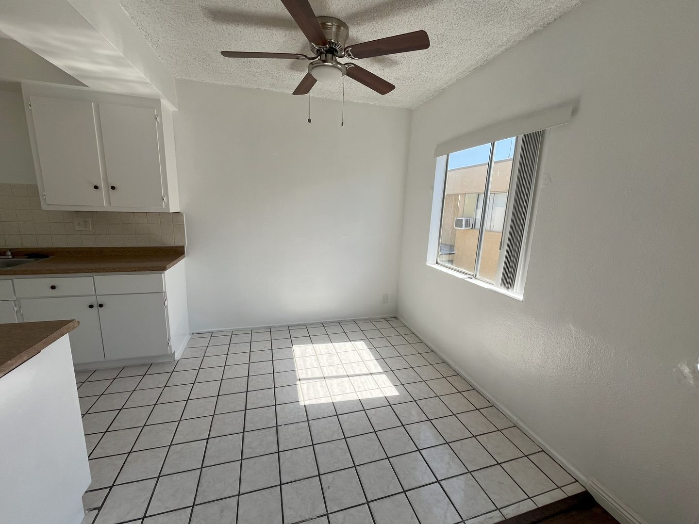 1224 W 107th St - Apt 8  #8 - Los Angeles - California - 2 bed, 1 bath rental property