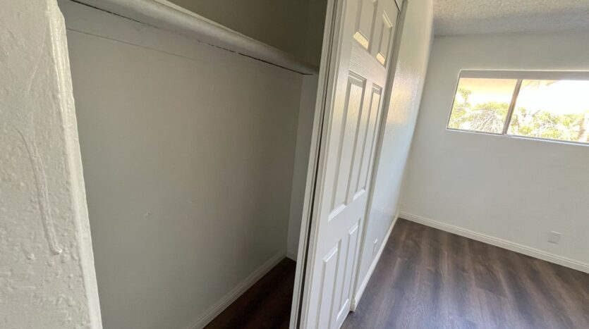 1224 W 107th St - Apt 8  #8 - Los Angeles - California - 2 bed, 1 bath rental property