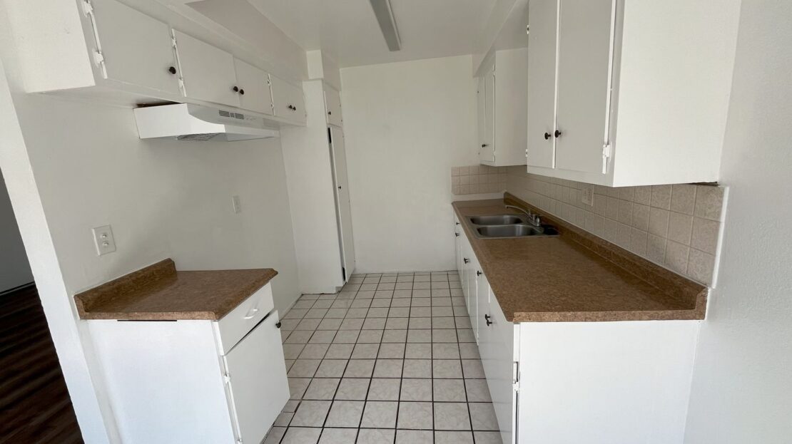 1224 W 107th St - Apt 8  #8 - Los Angeles - California - 2 bed, 1 bath rental property