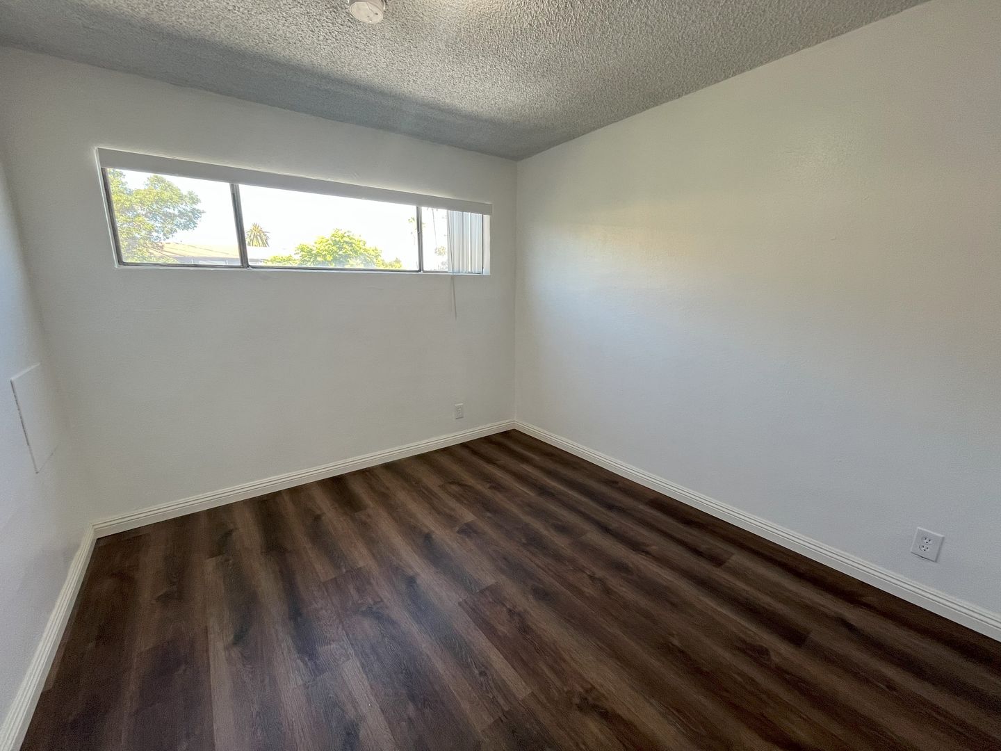 1224 W 107th St - Apt 8  #8 - Los Angeles - California - 2 bed, 1 bath rental property