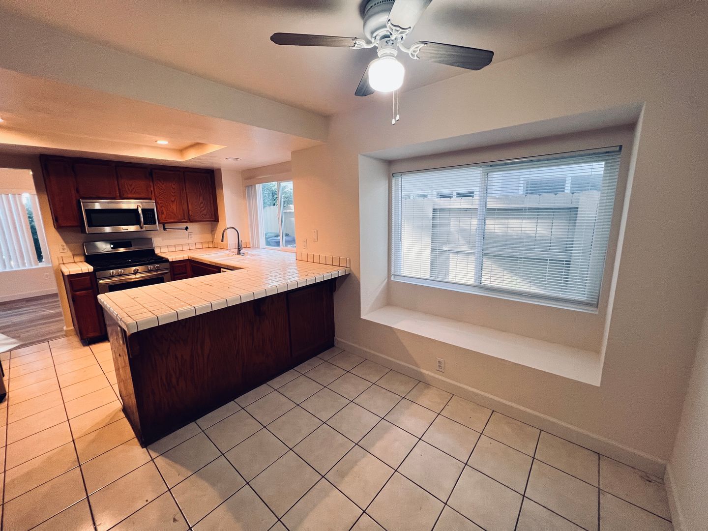 1271 Farmington Place - San Marcos - California - 3 bed, 2.5 bath rental property