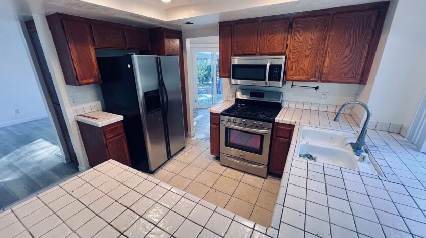 1271 Farmington Place - San Marcos - California - 3 bed, 2.5 bath rental property