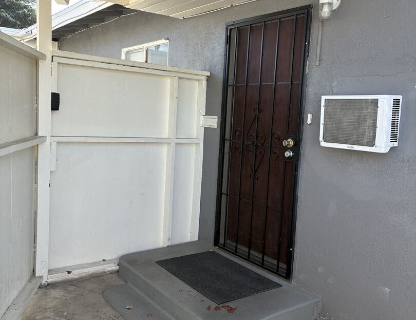 1283 N. Sierra Way  Unit 1283 - San Bernardino - California - 1 bed, 1 bath rental property
