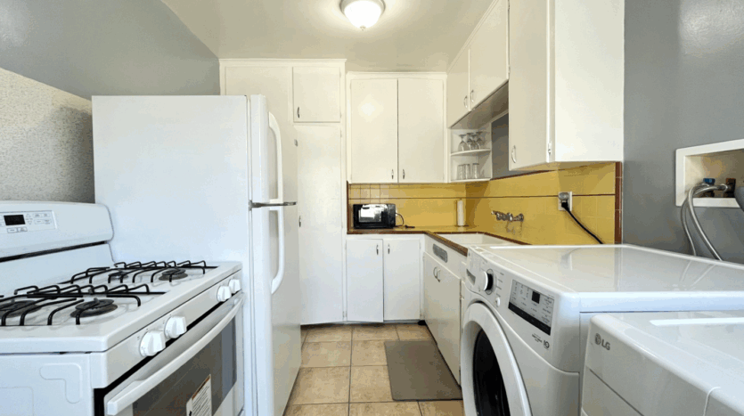 1283 N. Sierra Way  Unit 1283 - San Bernardino - California - 1 bed, 1 bath rental property