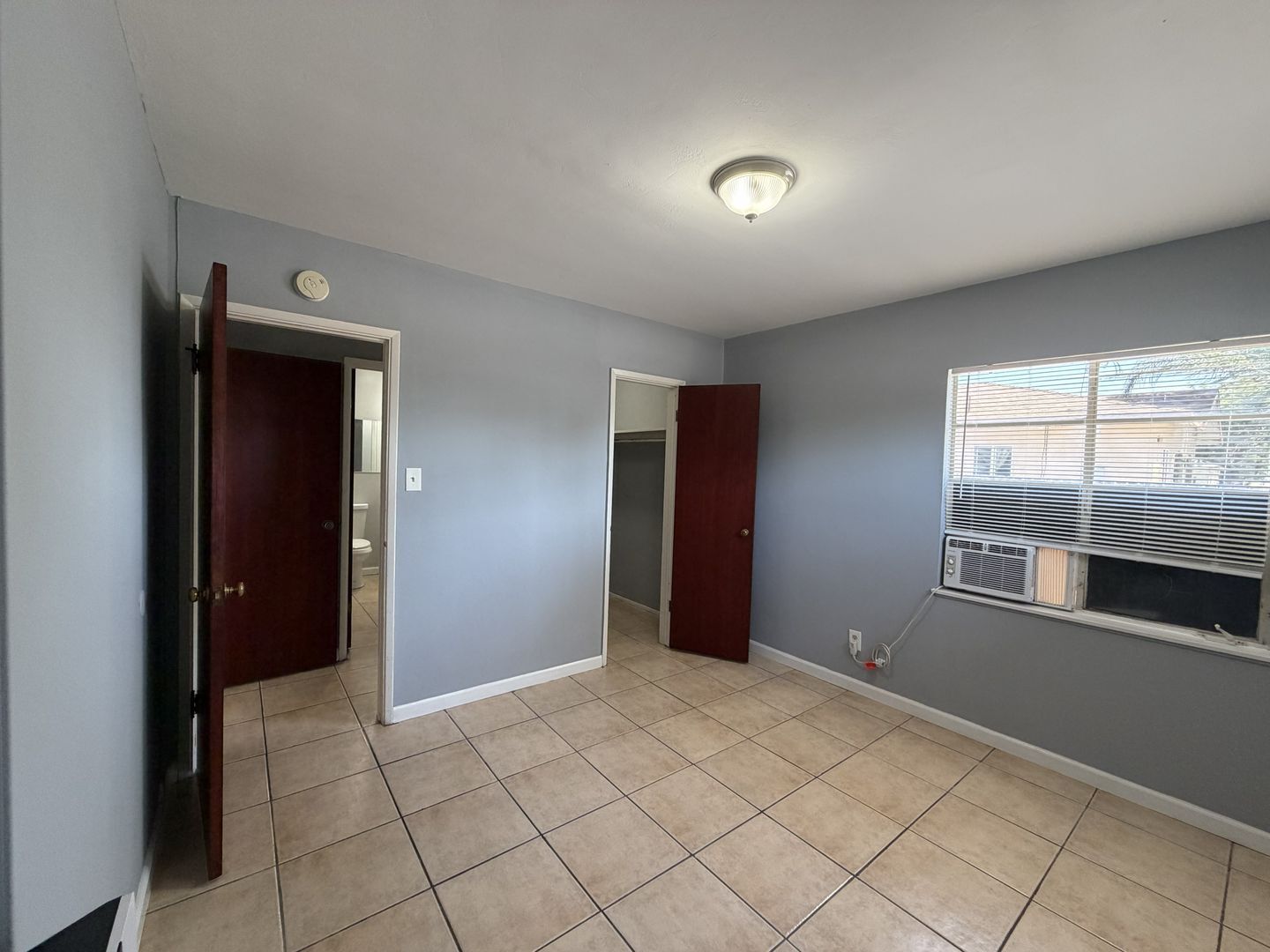 1283 N. Sierra Way  Unit 1283 - San Bernardino - California - 1 bed, 1 bath rental property