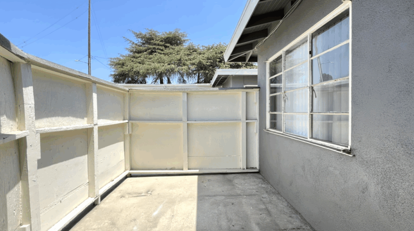 1283 N. Sierra Way  Unit 1283 - San Bernardino - California - 1 bed, 1 bath rental property