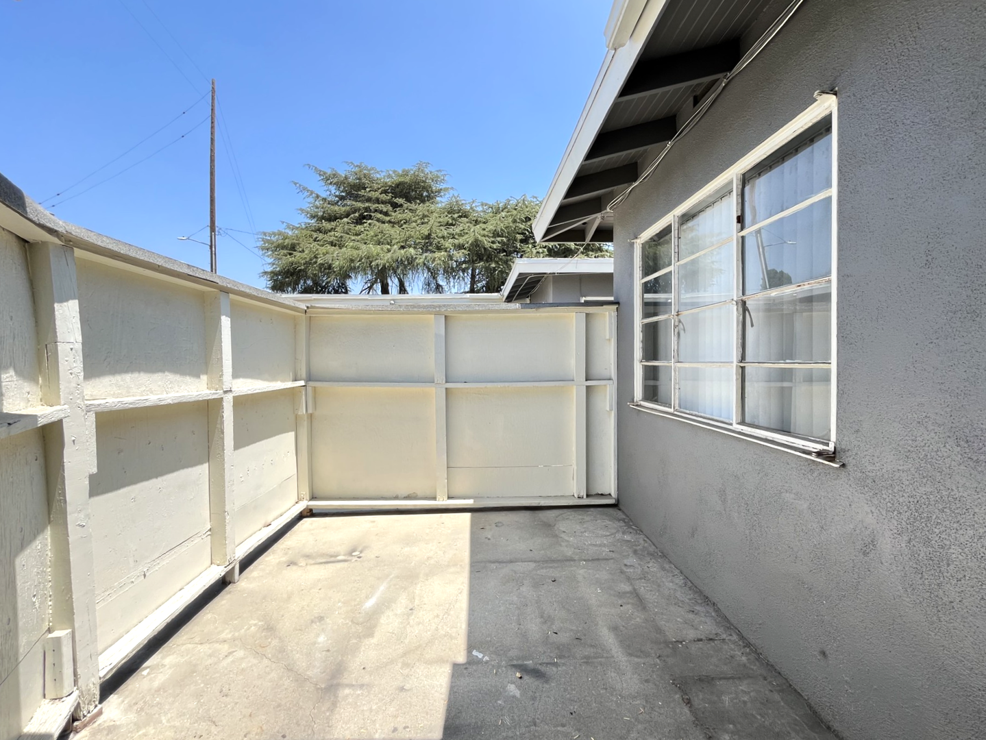 1283 N. Sierra Way  Unit 1283 - San Bernardino - California - 1 bed, 1 bath rental property