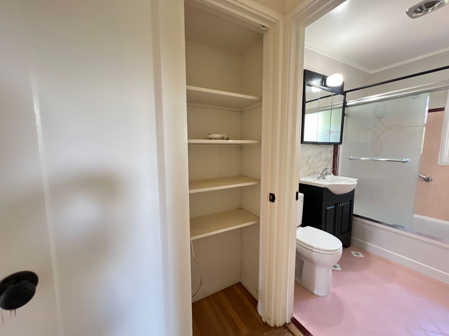 130 Marlow Drive - Oakland - California - 2 bed, 1 bath rental property