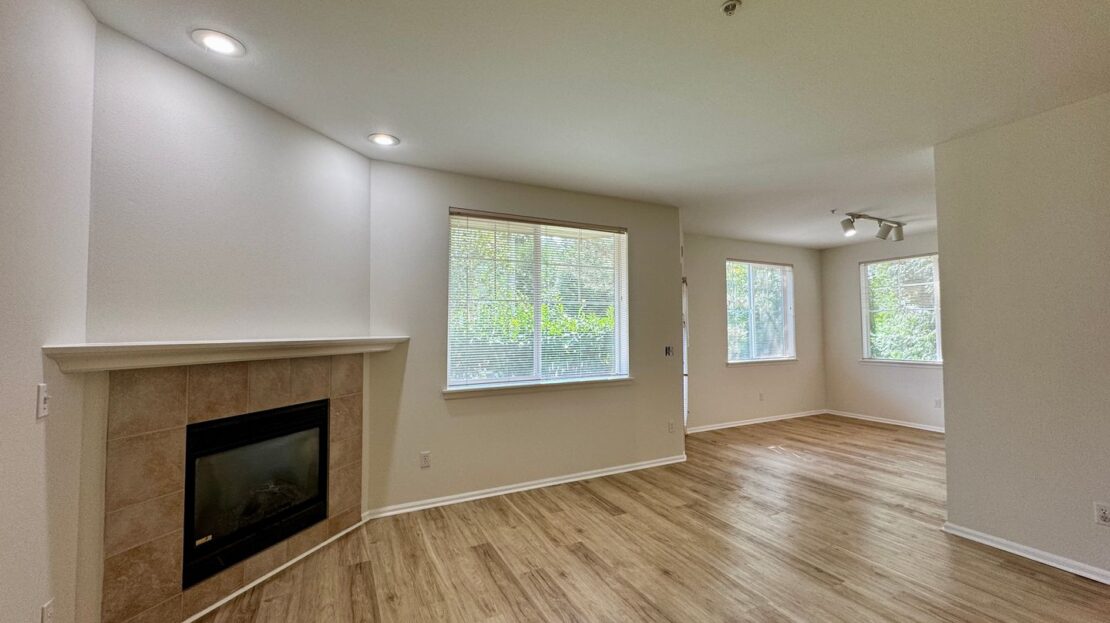 13000 Admiralty Way #C106 - Everett - Washington - 2 bed, 2 bath rental property