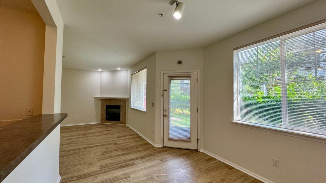 13000 Admiralty Way #C106 - Everett - Washington - 2 bed, 2 bath rental property