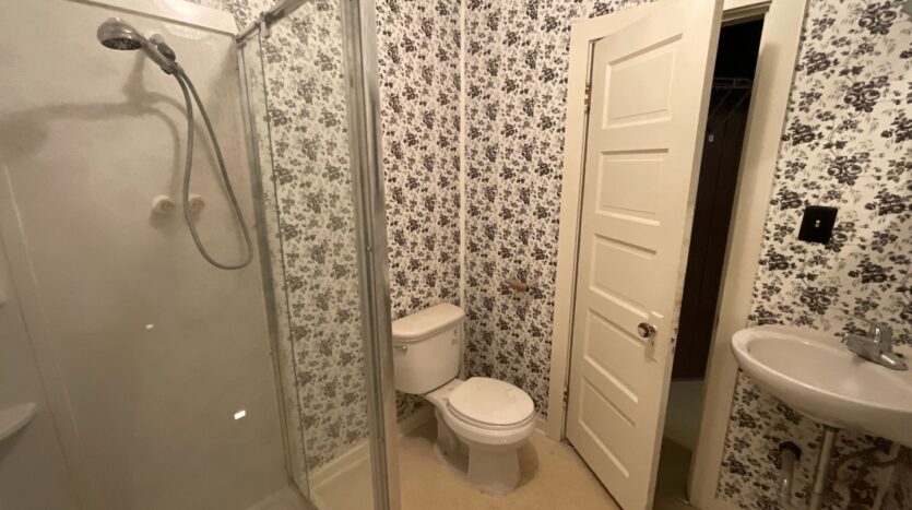 1304 Bay Street #3 - Bellingham - Washington - 1 bath rental property