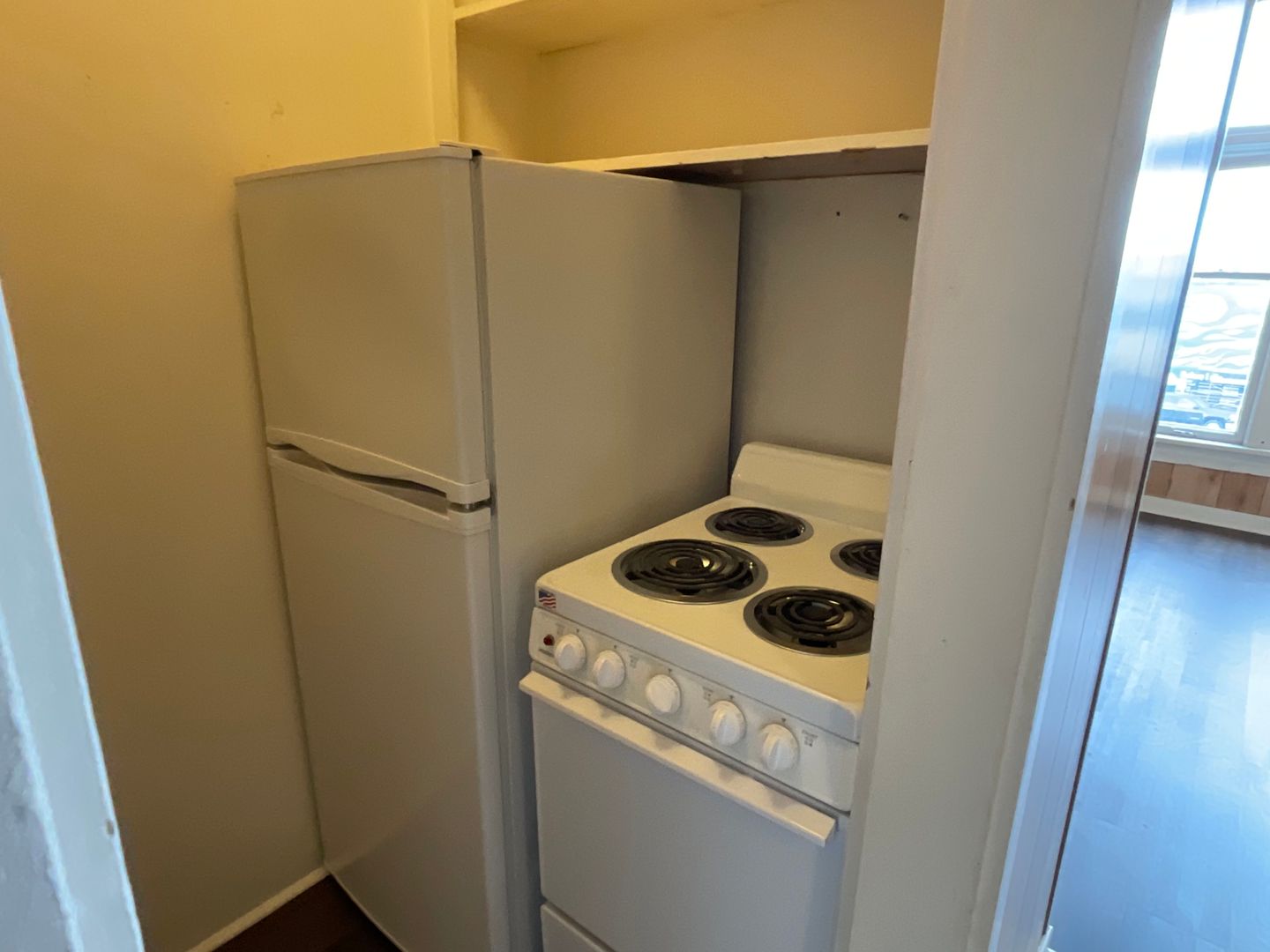 1304 Bay Street #8 - Bellingham - Washington - 1 bath rental property