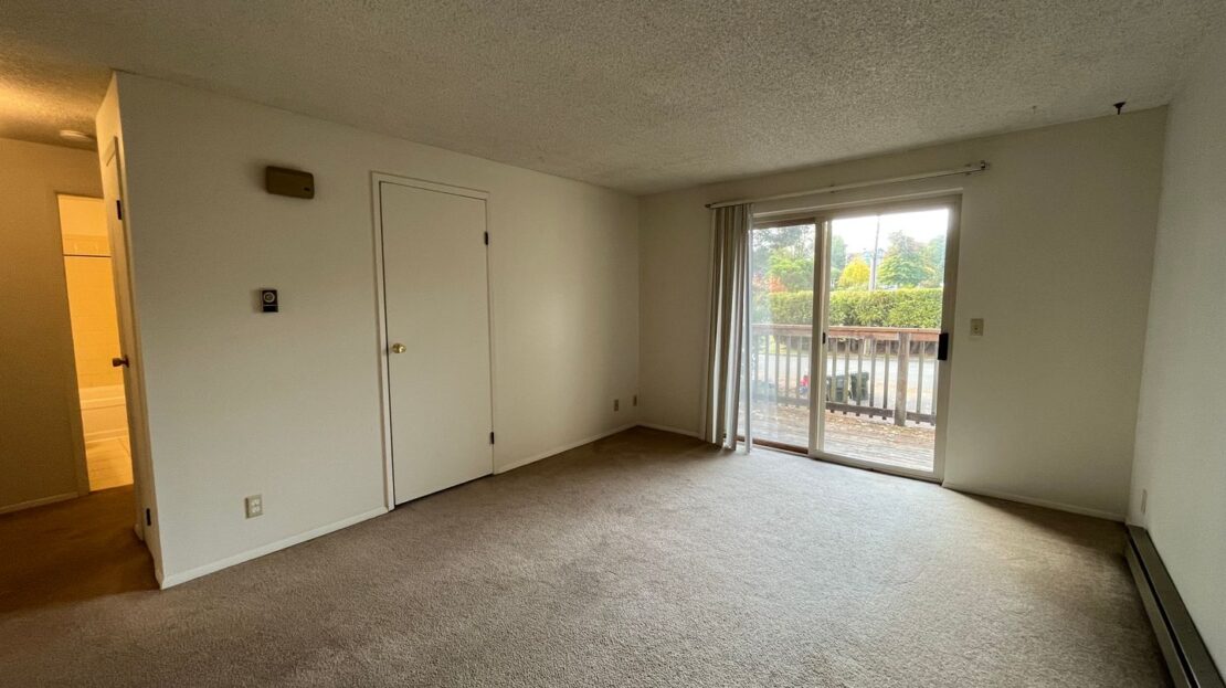 1315 21st St. - # 4 - Bellingham - Washington - 2 bed, 1 bath rental property