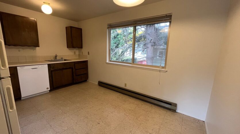 1315 21st St. - # 4 - Bellingham - Washington - 2 bed, 1 bath rental property
